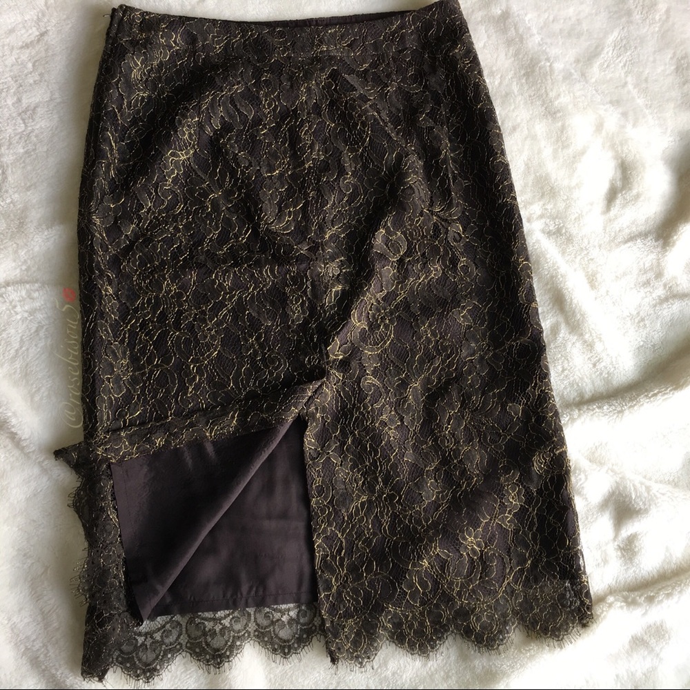 💋HP {BANANA REPUBLIC} Metallic Lace Pencil Skirt - Picture 4 of 8